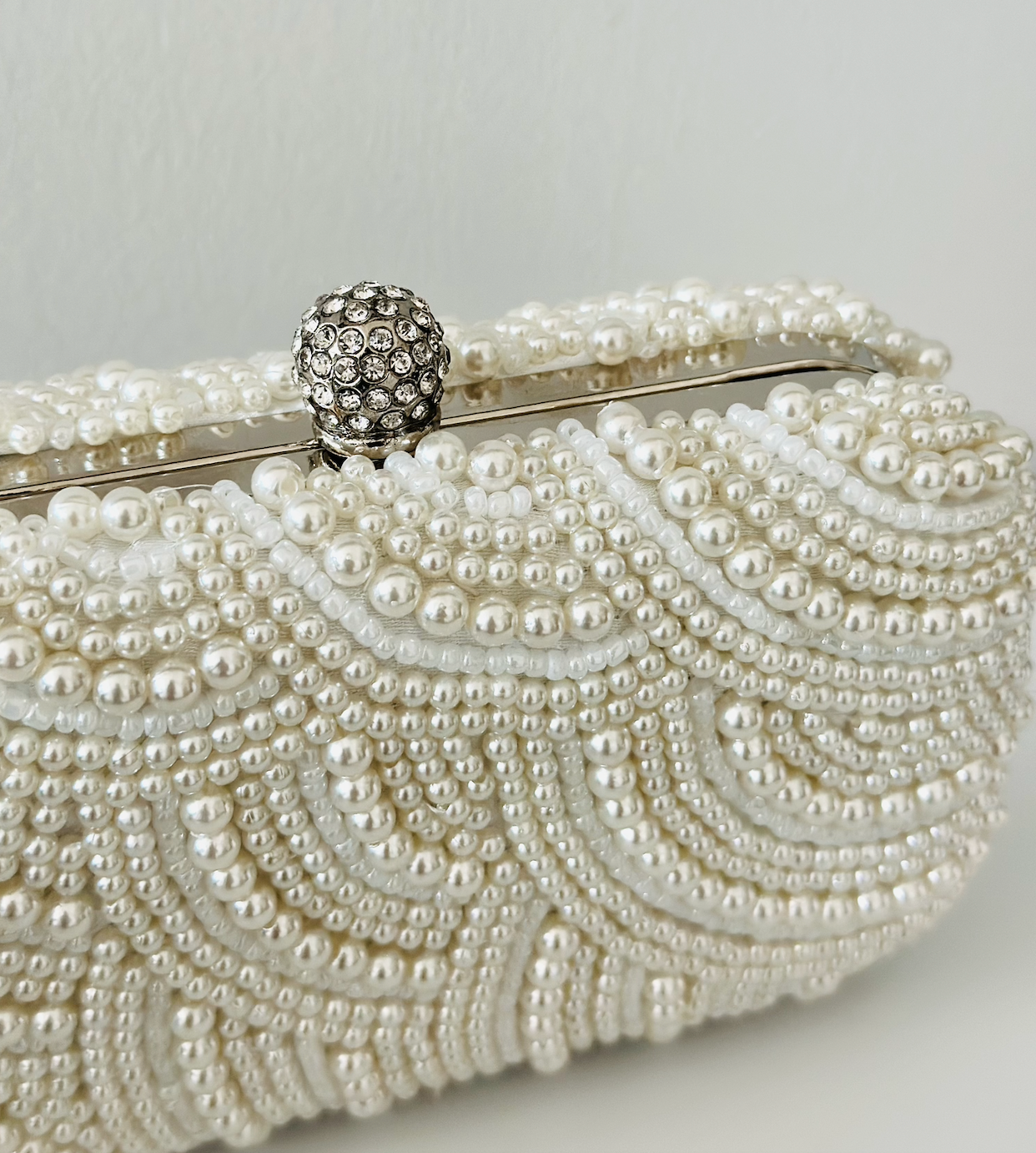 Pearl pouch bag hot sale