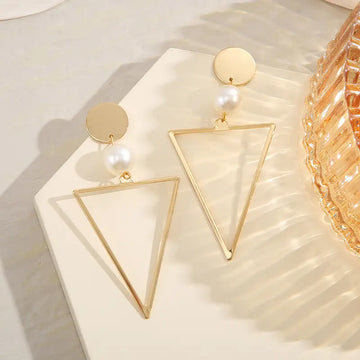 Geometric Pearl Earrings