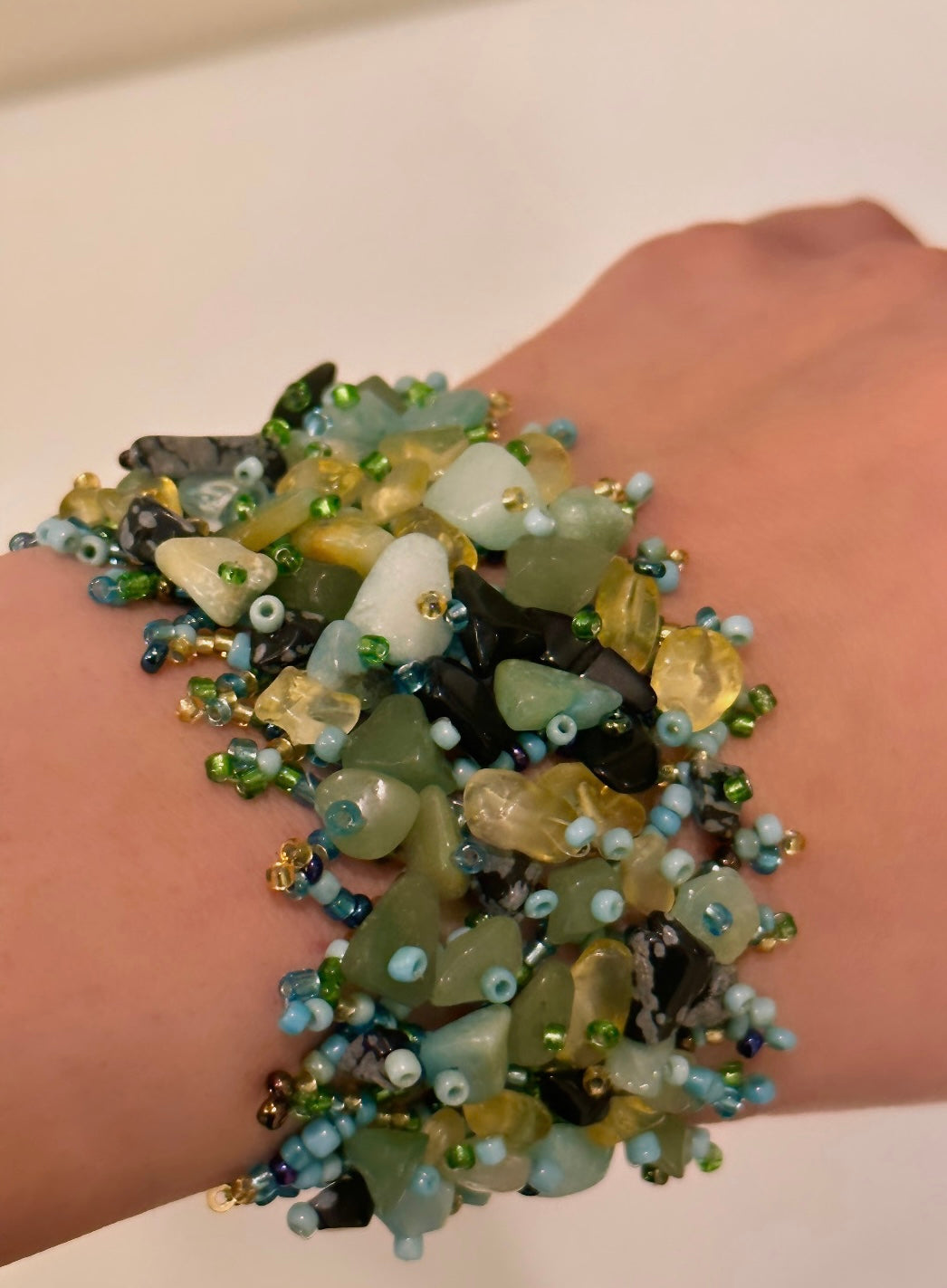 Handmade Turquoise Stone bracelet — detail view