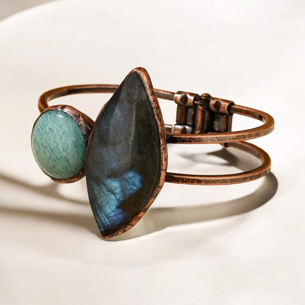Labradorite bracelet — alternate angle