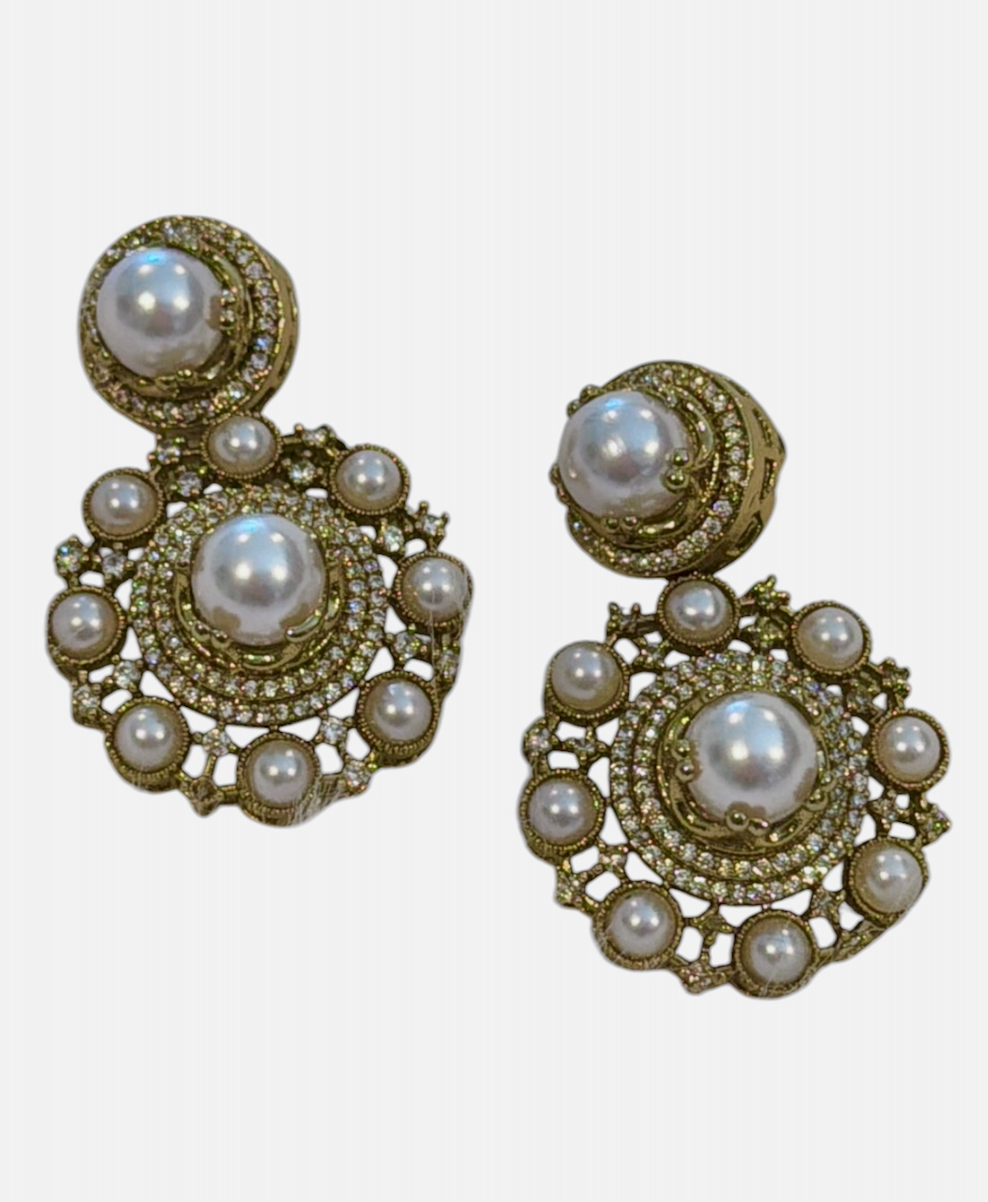 Handcrafted Pearl Necklace Set — styled view