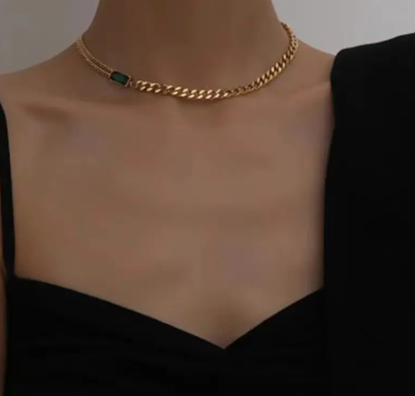 Green Zircon Necklace — detail view